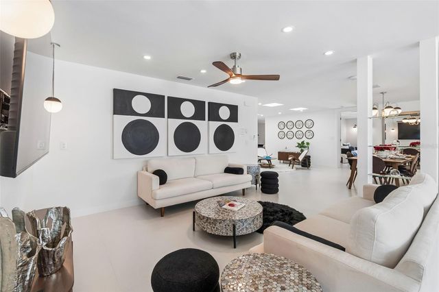 7647 SANDERLING ROAD, Sarasota, FL 34242