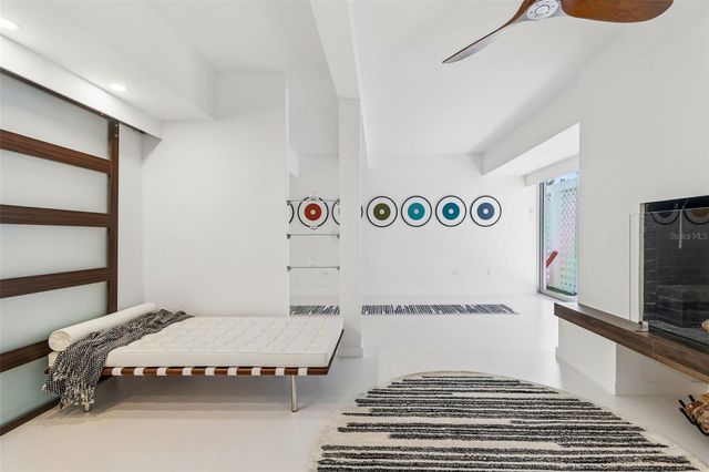 7647 SANDERLING ROAD, Sarasota, FL 34242