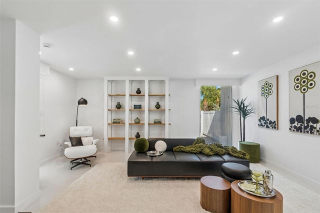 7647 SANDERLING ROAD, Sarasota, FL 34242