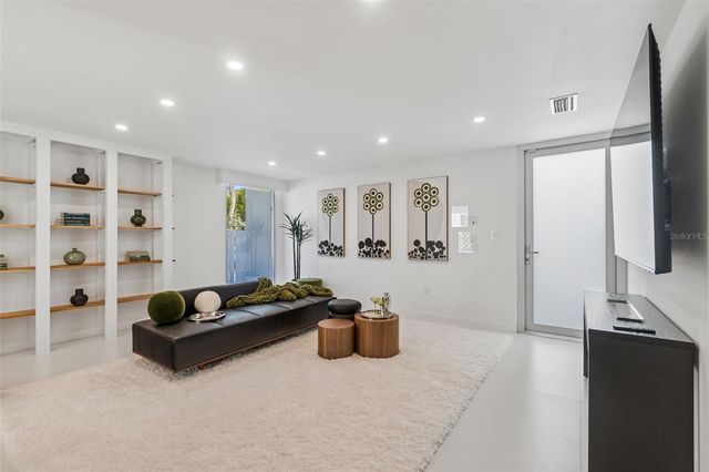 7647 SANDERLING ROAD, Sarasota, FL 34242