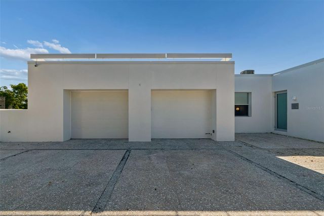 7647 SANDERLING ROAD, Sarasota, FL 34242