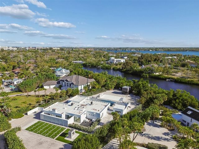 7647 SANDERLING ROAD, Sarasota, FL 34242