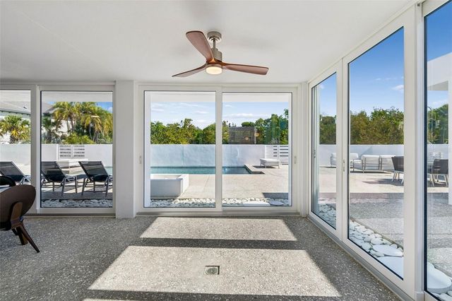 7647 SANDERLING ROAD, Sarasota, FL 34242