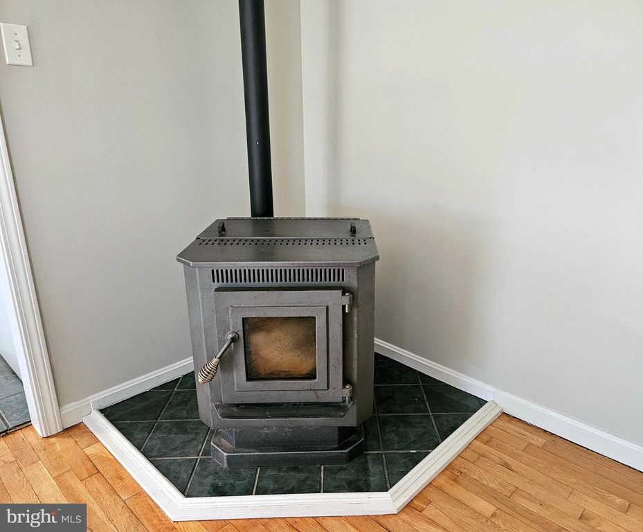 Image 5 of property listing at 32774 MOUNT HERMON RD, Parsonsburg, MD 21849