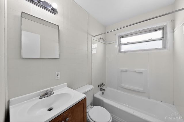 3192 Elkhorn Drive, Colerain Twp, OH 45251