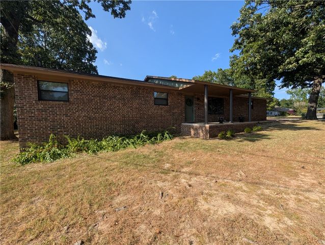 2 Halstead Lane, Bella Vista, AR 72715