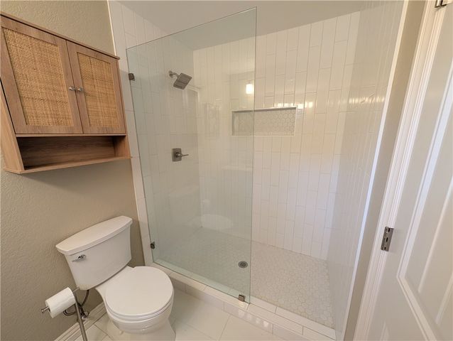 2 Halstead Lane, Bella Vista, AR 72715