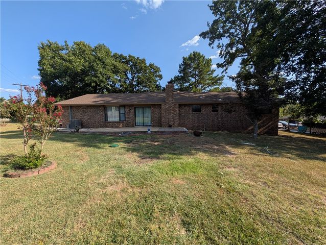2 Halstead Lane, Bella Vista, AR 72715