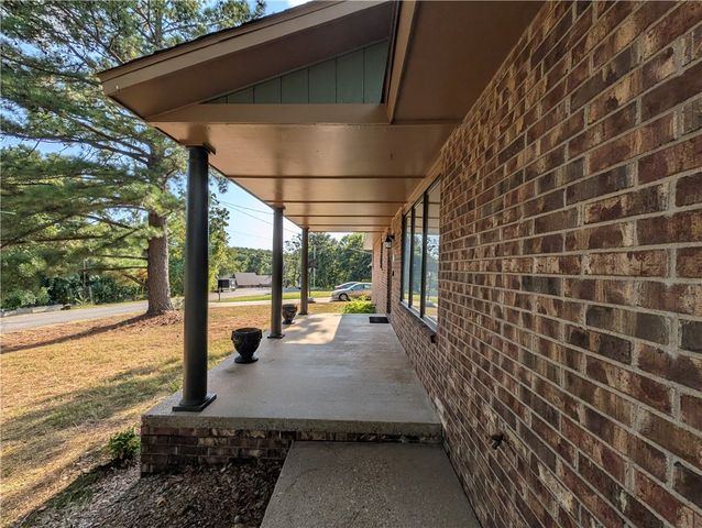 2 Halstead Lane, Bella Vista, AR 72715
