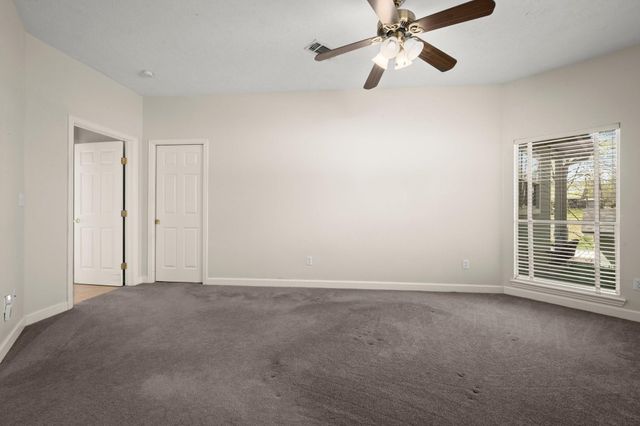 128 W Village Cove Loop, Livingston, TX 77351