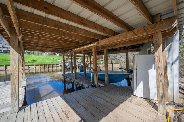 128 W Village Cove Loop, Livingston, TX 77351