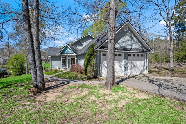 128 W Village Cove Loop, Livingston, TX 77351