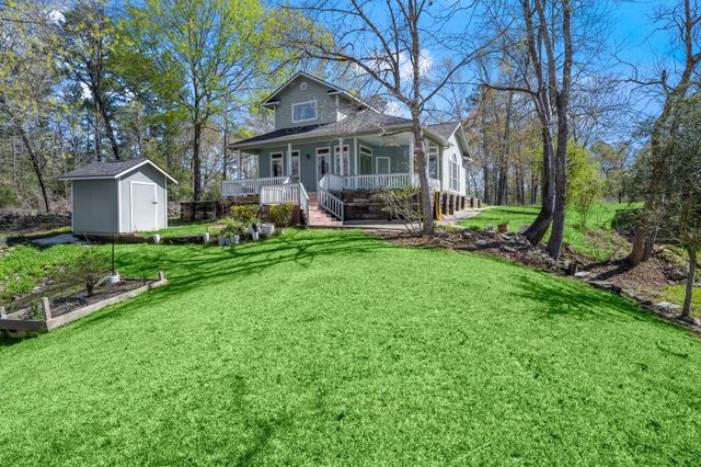 128 W Village Cove Loop, Livingston, TX 77351