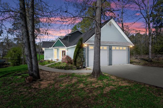 128 W Village Cove Loop, Livingston, TX 77351