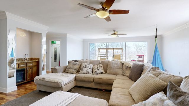 808 Shady Bluff Trl, Clarksville, TN 37043