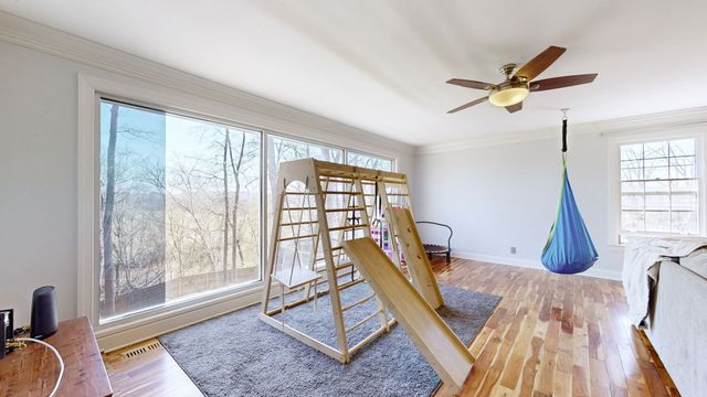 808 Shady Bluff Trl, Clarksville, TN 37043