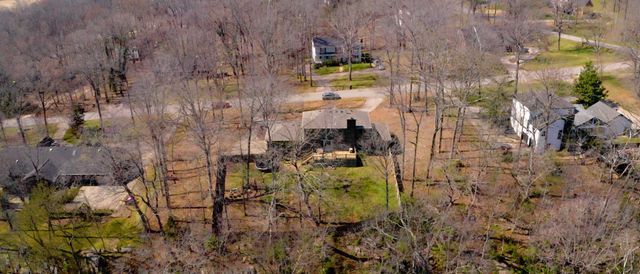 808 Shady Bluff Trl, Clarksville, TN 37043