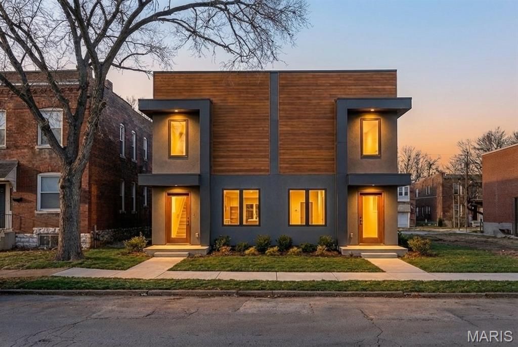 1417 Dodier Street, St Louis, MO 63107
