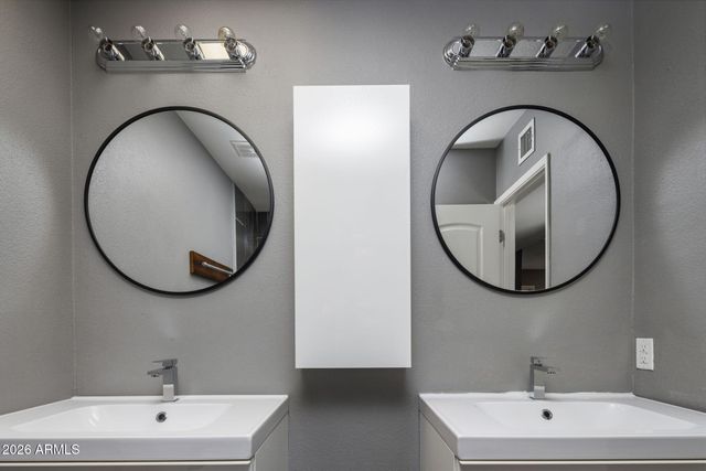 1842 W MARLETTE Avenue, Phoenix, AZ 85015