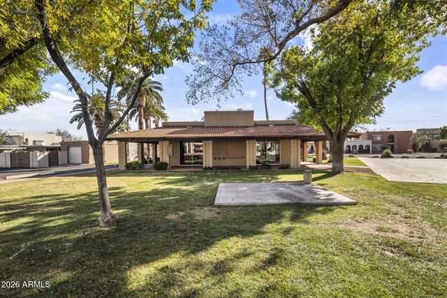 1842 W MARLETTE Avenue, Phoenix, AZ 85015