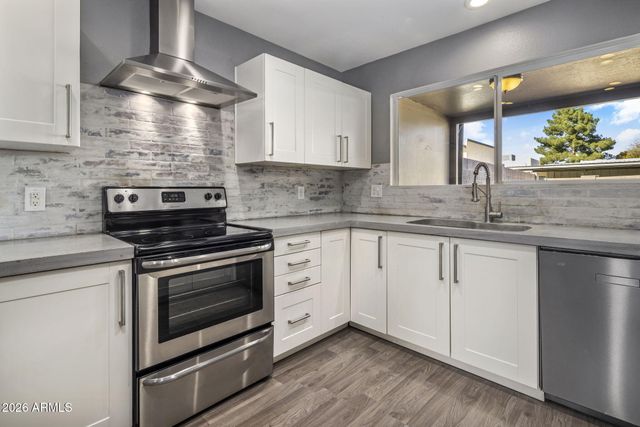 1842 W MARLETTE Avenue, Phoenix, AZ 85015