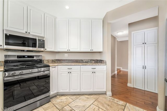 3181 Shadow Bluff Avenue, Las Vegas, NV 89120