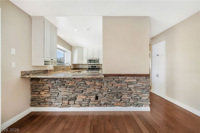 3181 Shadow Bluff Avenue, Las Vegas, NV 89120