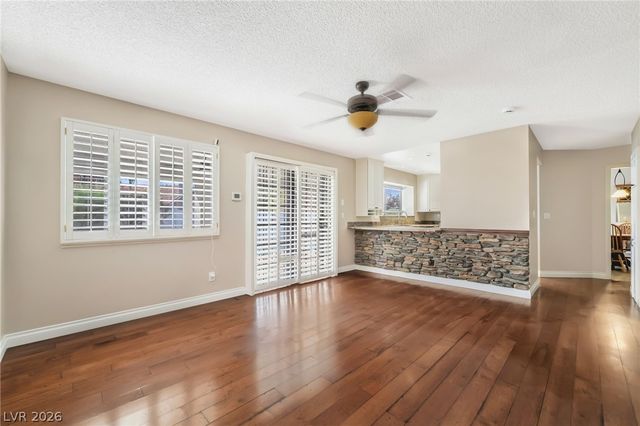 3181 Shadow Bluff Avenue, Las Vegas, NV 89120