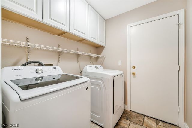 3181 Shadow Bluff Avenue, Las Vegas, NV 89120