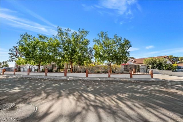 3181 Shadow Bluff Avenue, Las Vegas, NV 89120