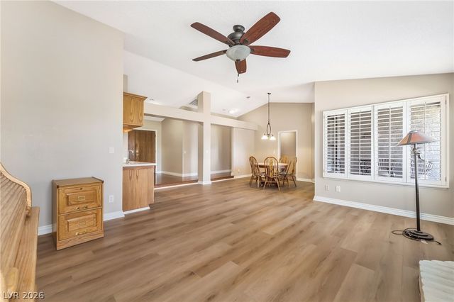 3181 Shadow Bluff Avenue, Las Vegas, NV 89120