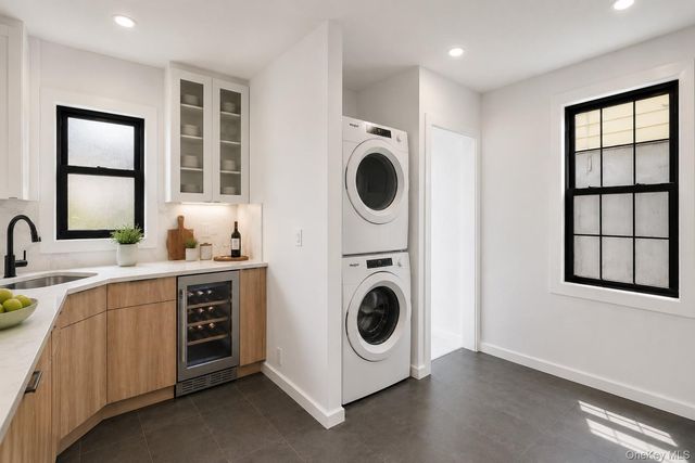 903 E 45th Street, Brooklyn, NY 11203