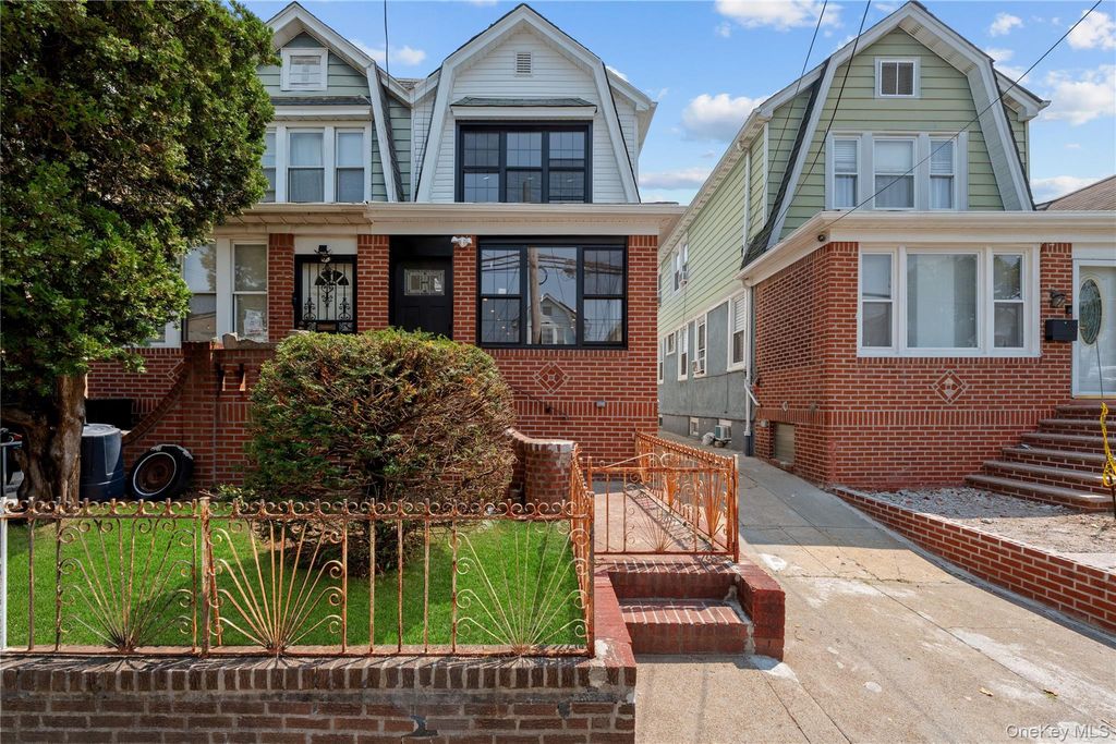 903 E 45th Street, Brooklyn, NY 11203