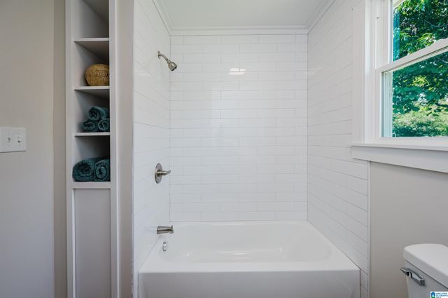 2008 4TH AVENUE, Irondale, AL 35210