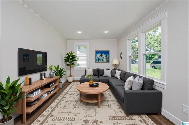 2008 4TH AVENUE, Irondale, AL 35210