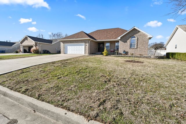 475 S Gary Avenue, Bolivar, MO 65613