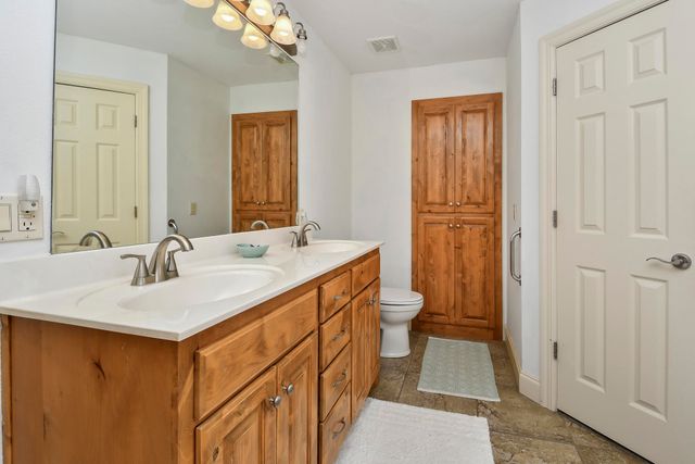 475 S Gary Avenue, Bolivar, MO 65613