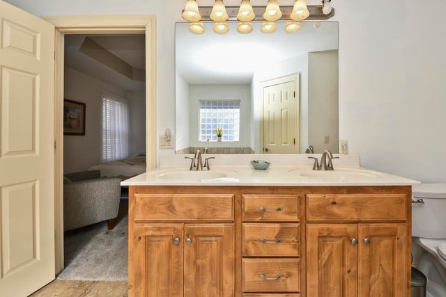 475 S Gary Avenue, Bolivar, MO 65613