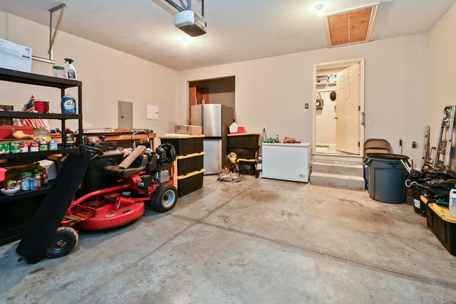 475 S Gary Avenue, Bolivar, MO 65613