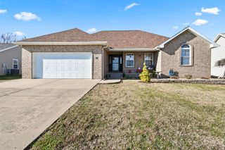 475 S Gary Avenue, Bolivar, MO 65613