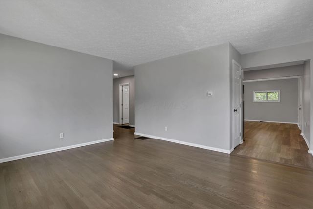 3814 Elbern Avenue, Columbus, OH 43213