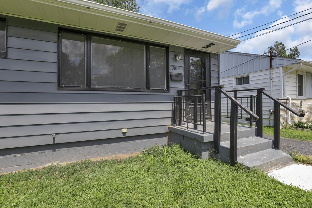 3814 Elbern Avenue, Columbus, OH 43213