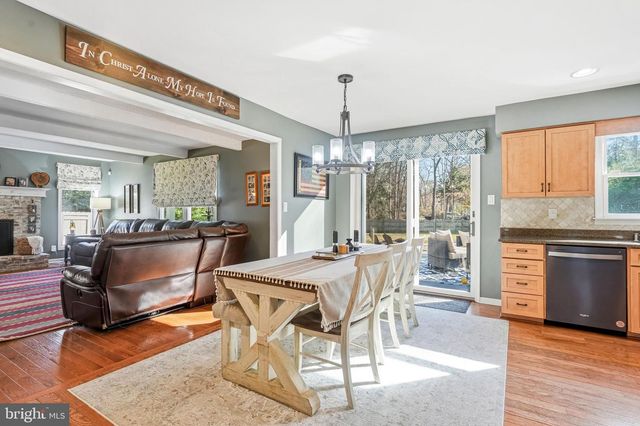 5 LIBERTY CIR, Shamong, NJ 08088