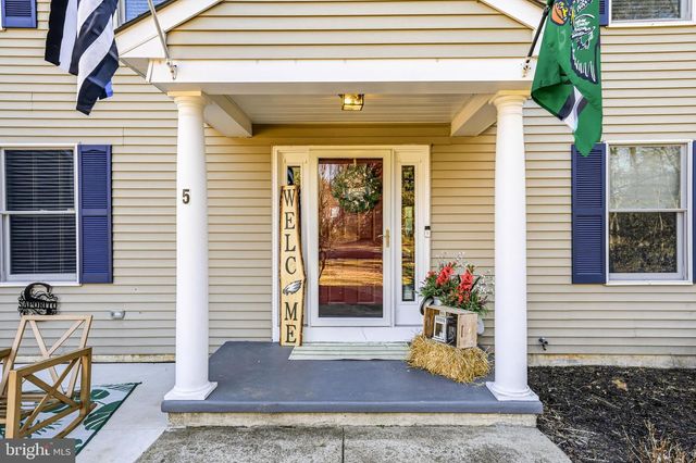 5 LIBERTY CIR, Shamong, NJ 08088