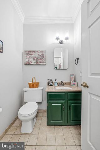 5 LIBERTY CIR, Shamong, NJ 08088