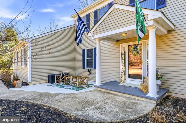 5 LIBERTY CIR, Shamong, NJ 08088