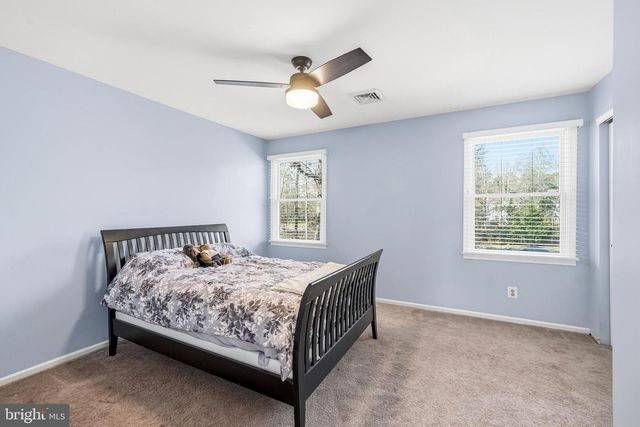 5 LIBERTY CIR, Shamong, NJ 08088