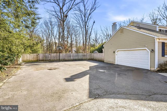 5 LIBERTY CIR, Shamong, NJ 08088