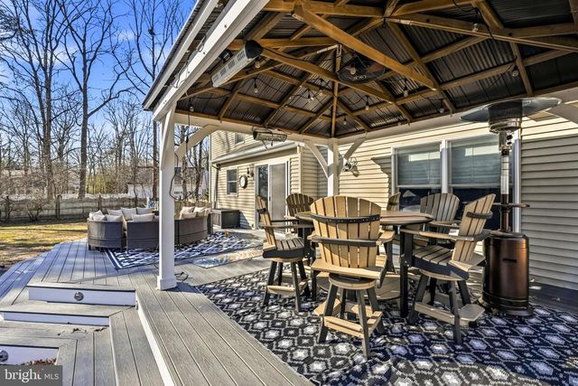 5 LIBERTY CIR, Shamong, NJ 08088