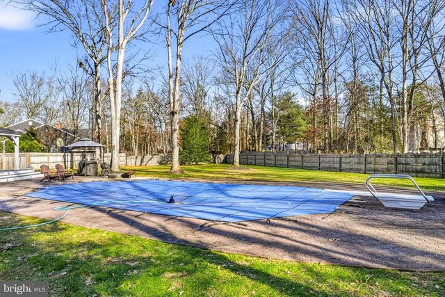 5 LIBERTY CIR, Shamong, NJ 08088